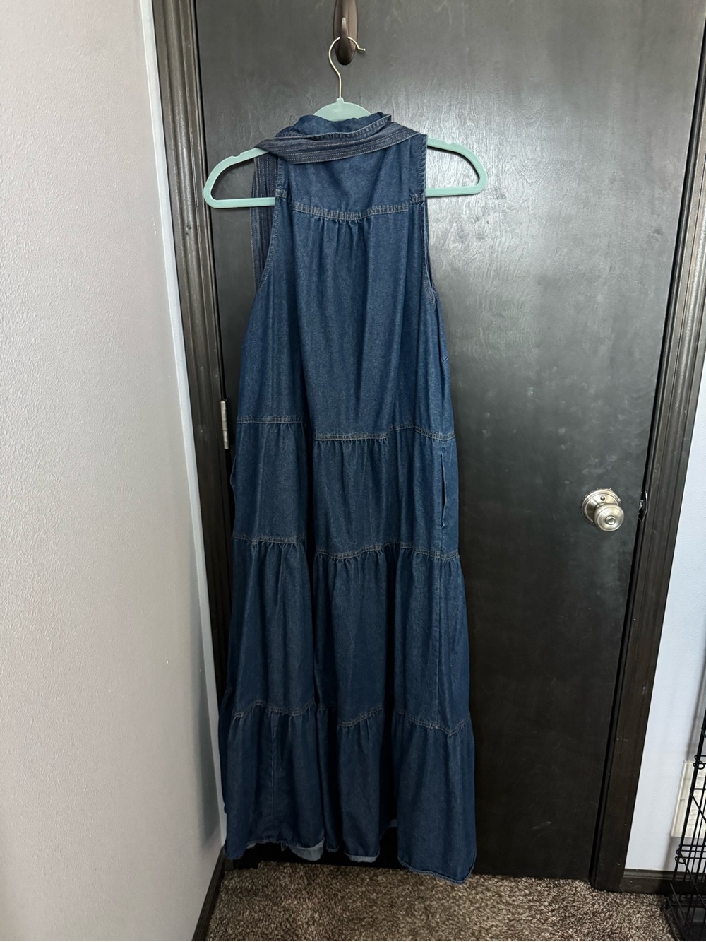 City Chic Navy Sleeveless Tiered Button-Front Denim Maxi Dress with Tie Belt - Picture 8 of 8